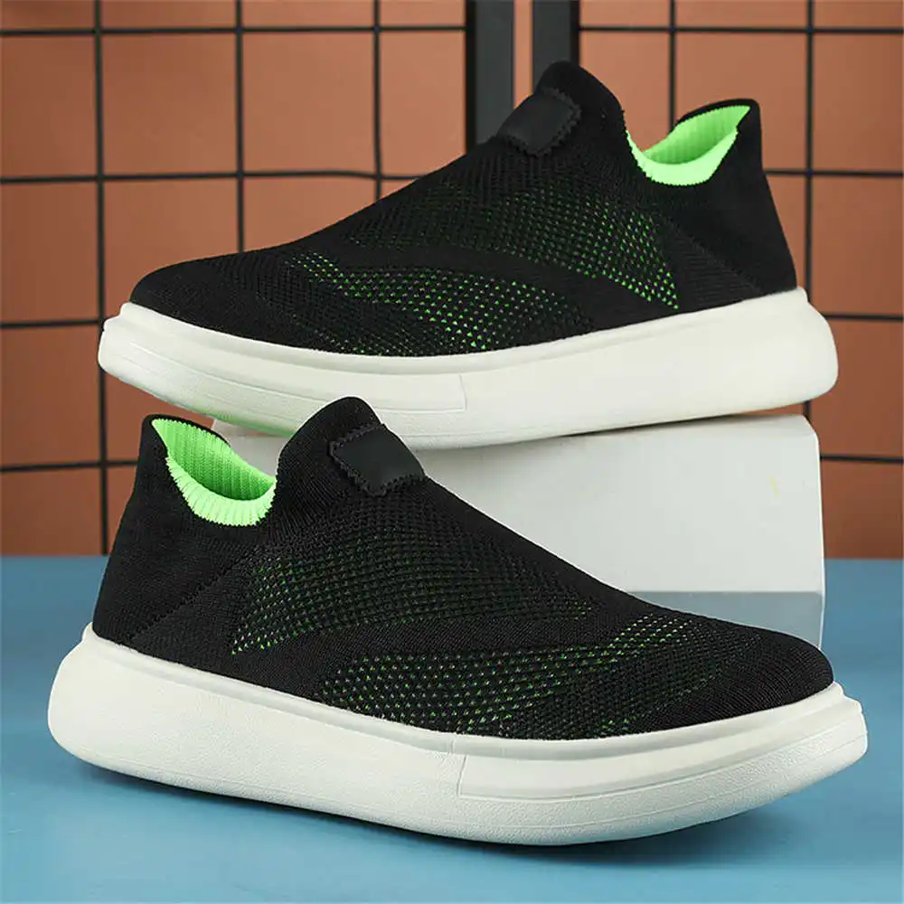 Calze con plateau scarpe marro - Home Gym Outdoor Ideas recensione e prezzo